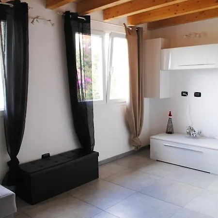 Nobile - A 5 Minuti Dal Mare Poetto * Su Forti